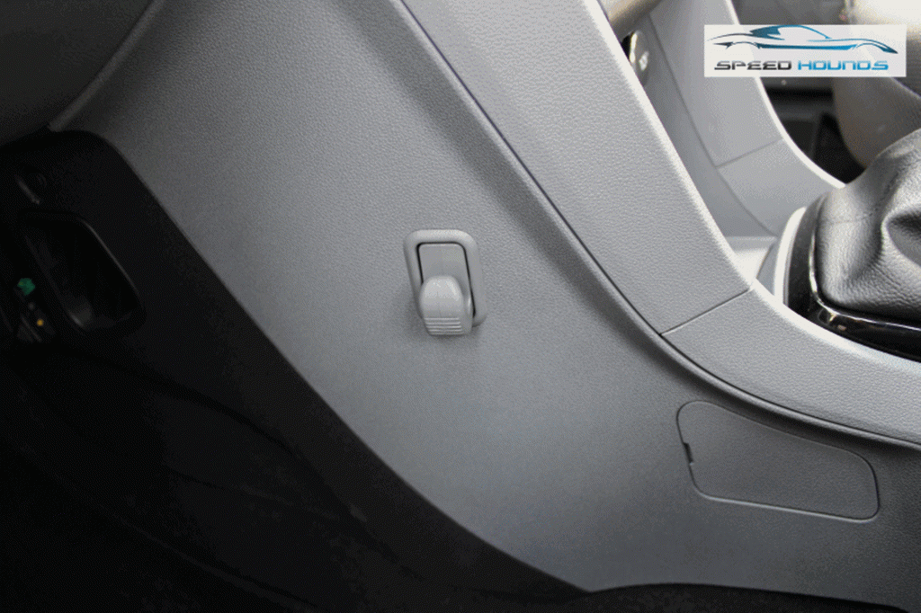 Tata Tigor Hook