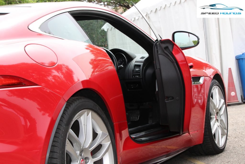 Jaguar Art of Performance F-Type