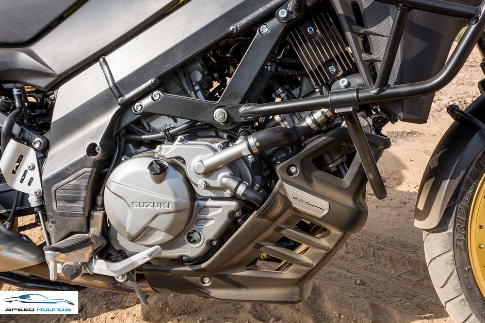 Suzuki Versys 650 XT ABS engine review