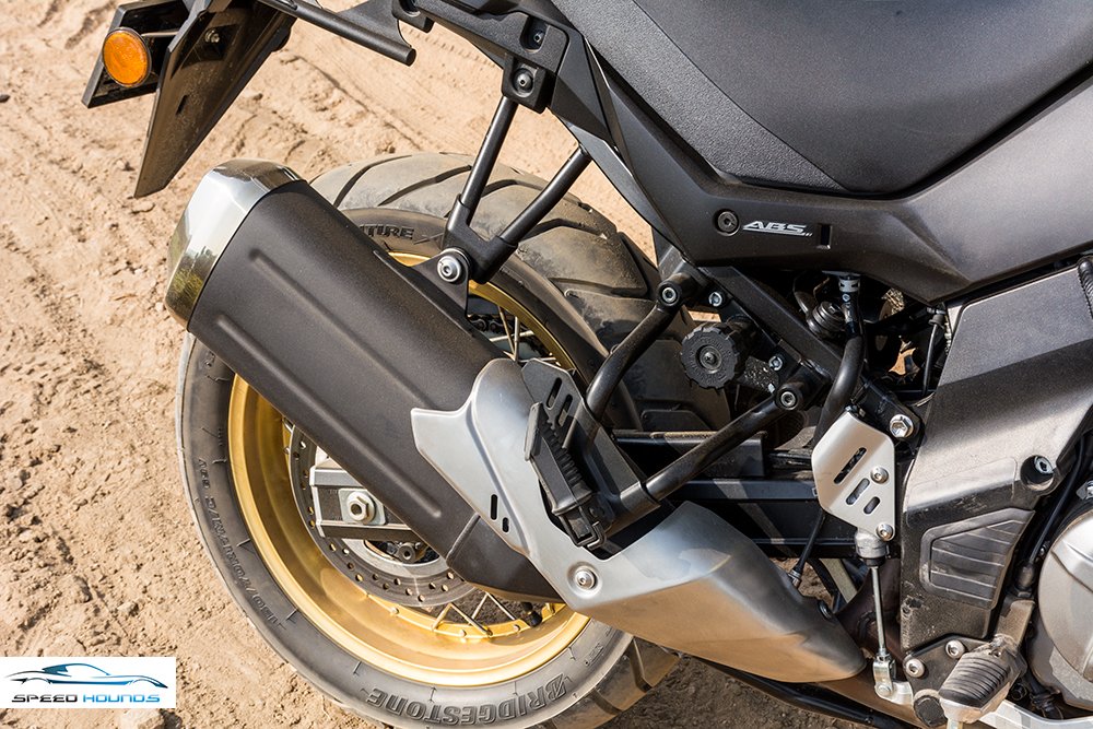 Suzuki Versys 650 XT ABS exhaust