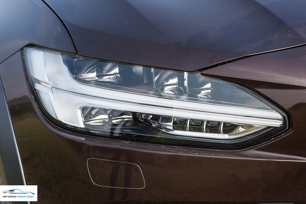 Volvo V90 Cross Country Review