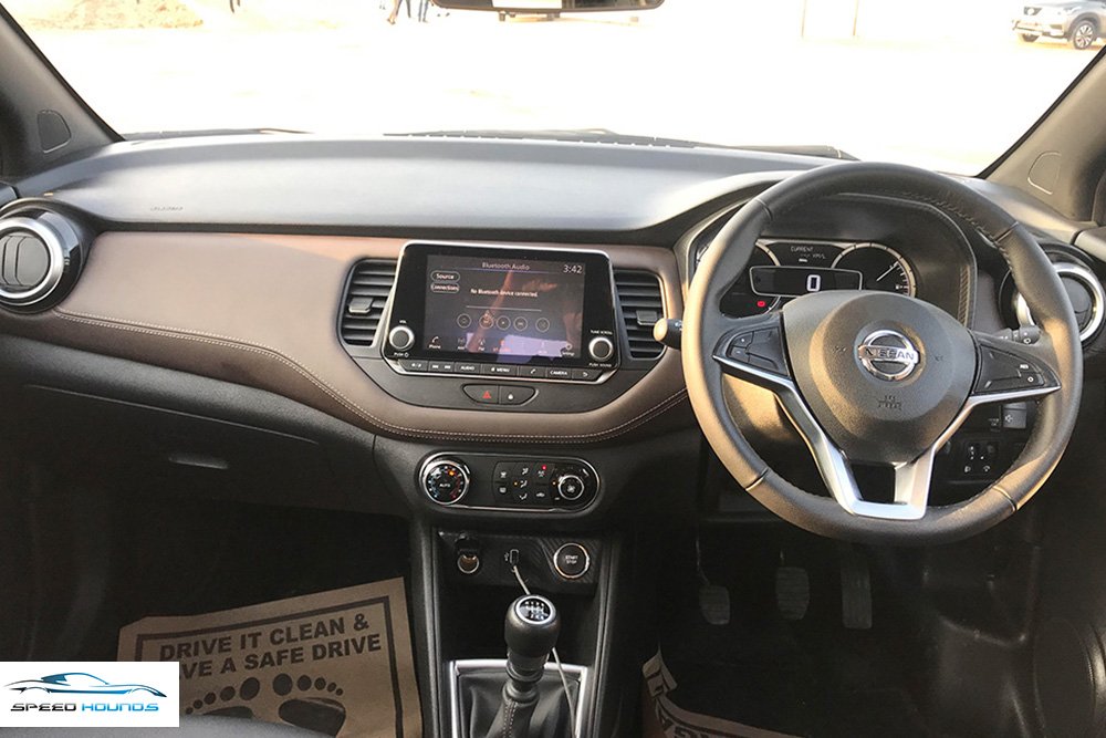 Nissan Kicks interior review