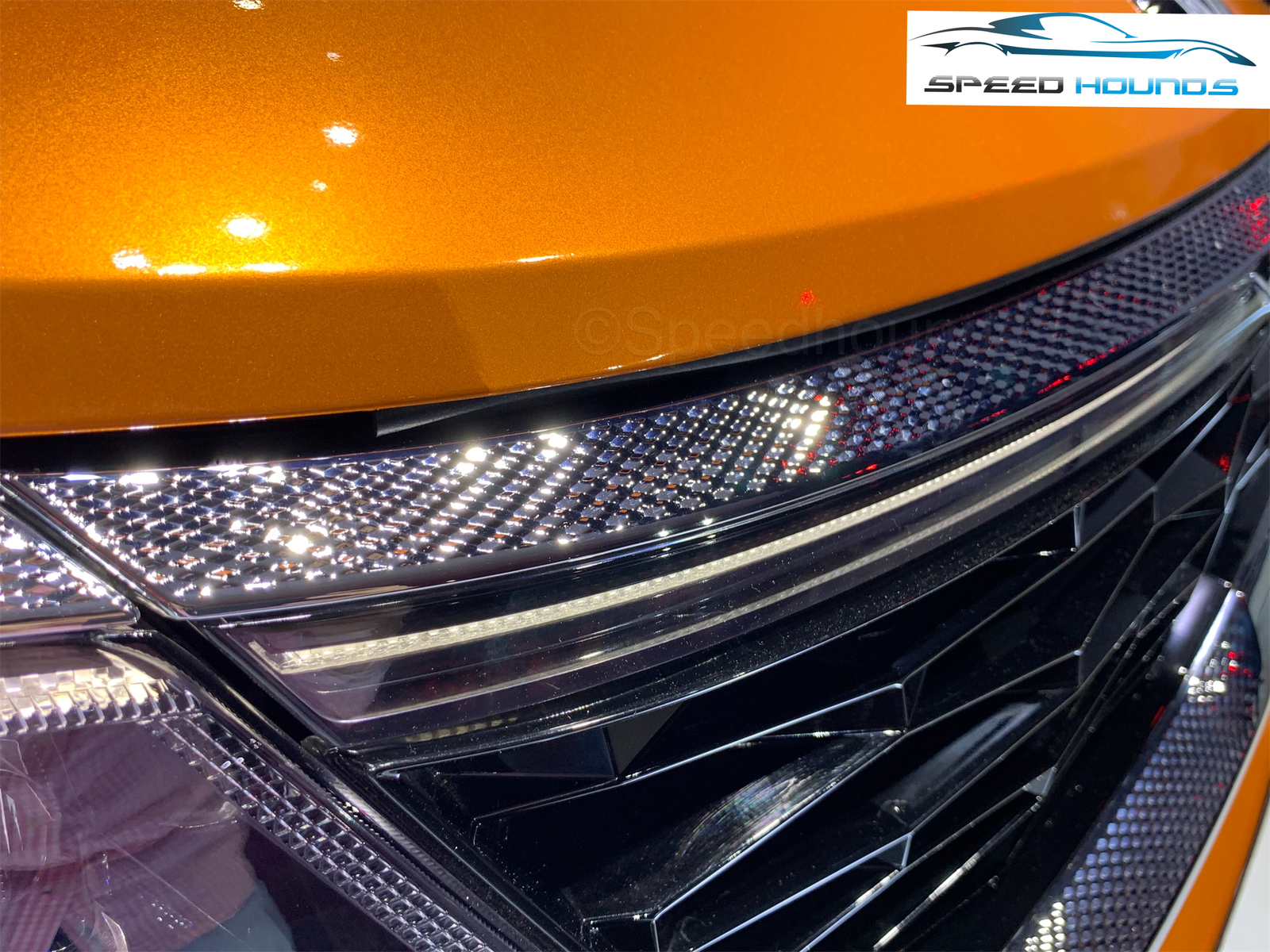 Kia Seltos SUV silver knurling