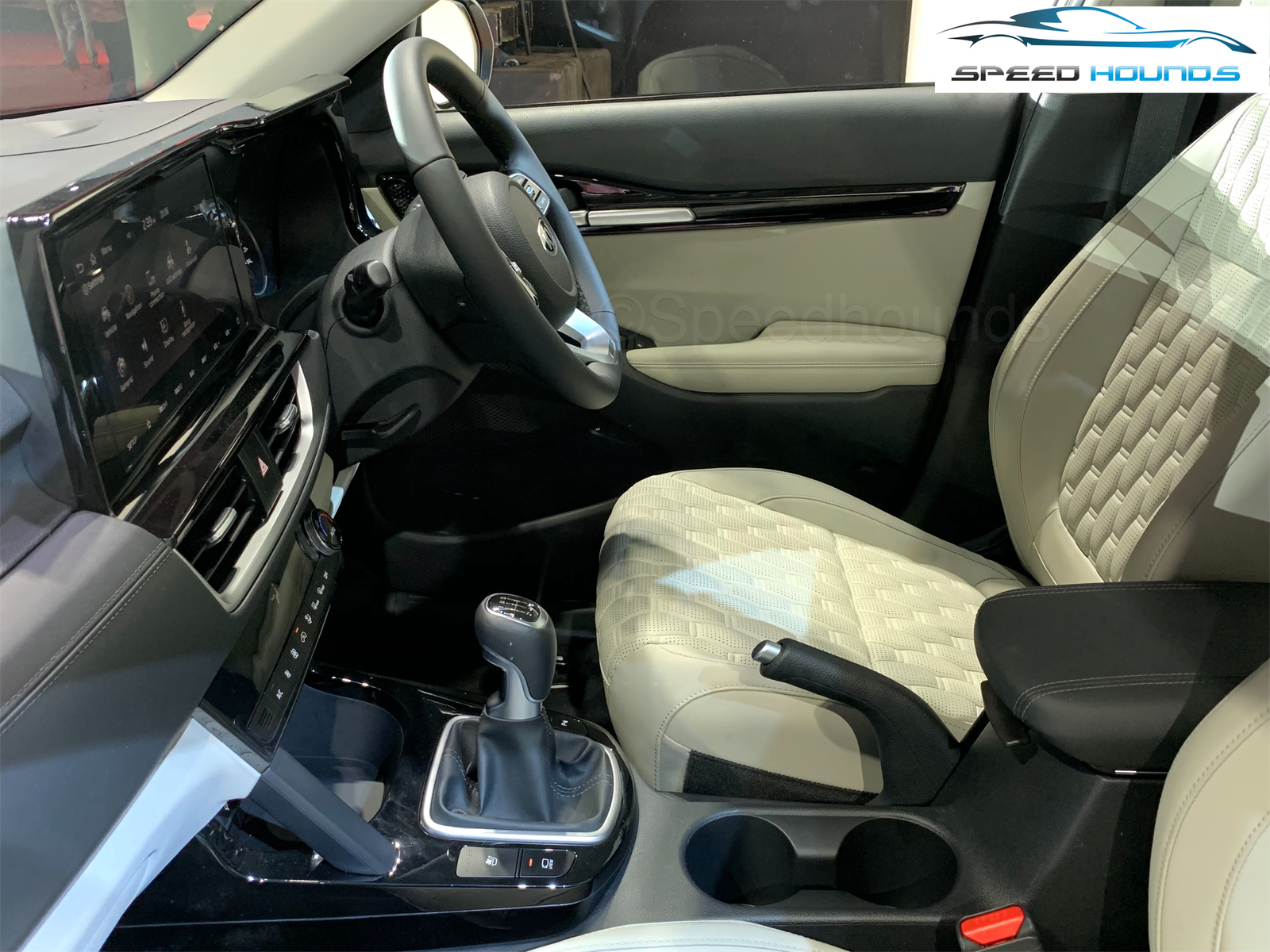 Kia Seltos SUV interior