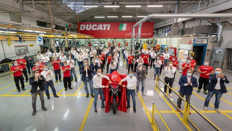 motorcycle ARAS Ducati Multistrada V4