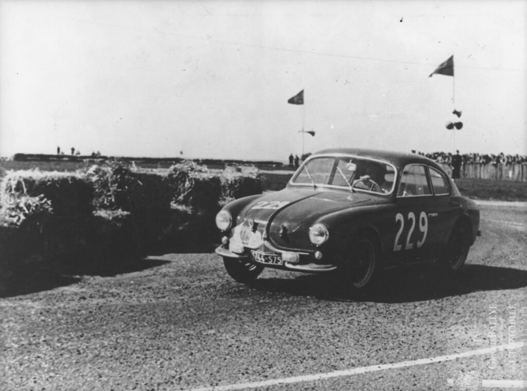 Alpine History - 4CV