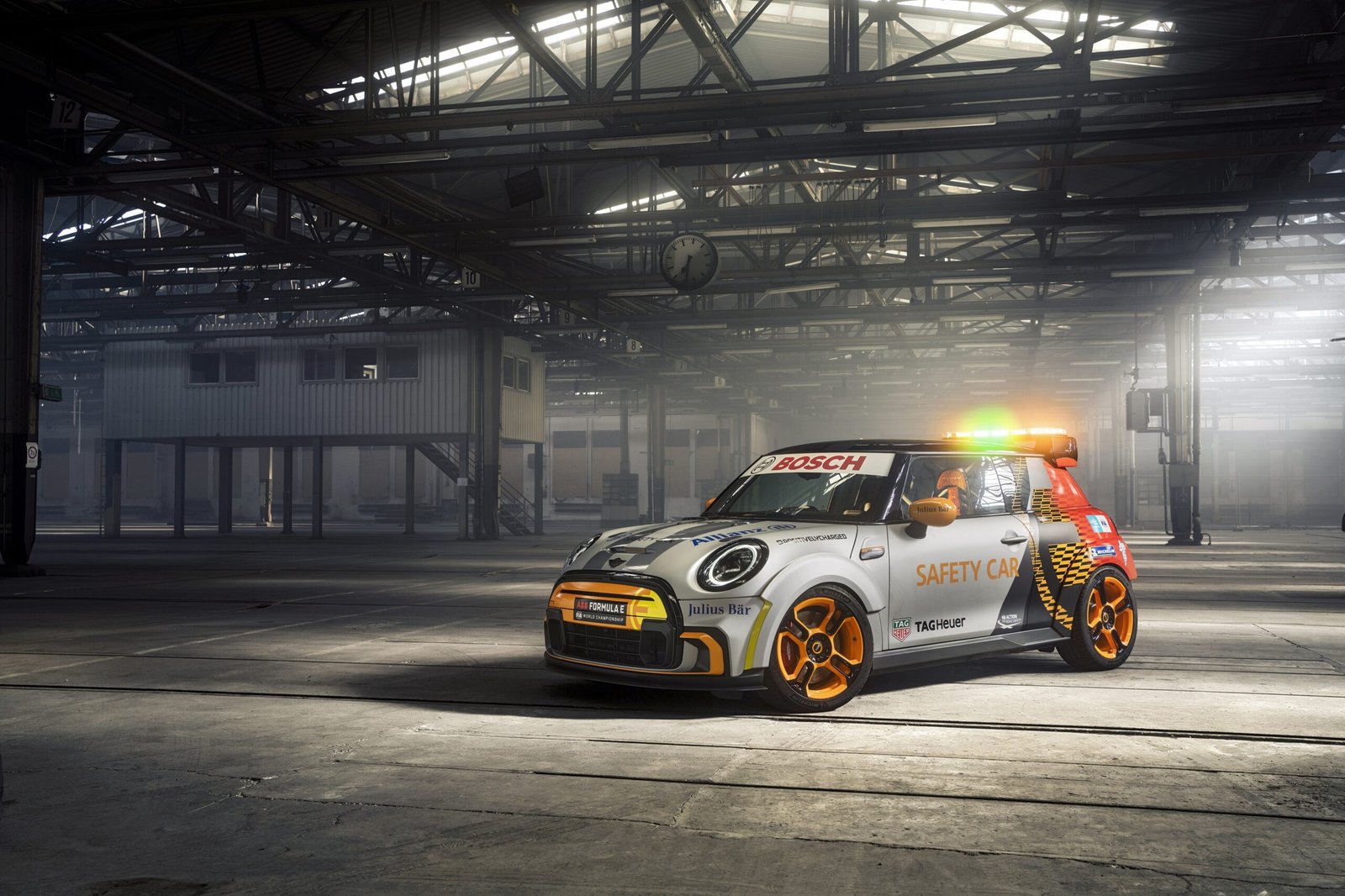 MINI Electric Pacesetter inspired by John Cooper Works