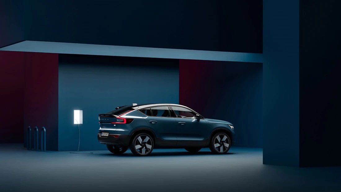 Volvo C40 Recharge – All electric SUV Launched