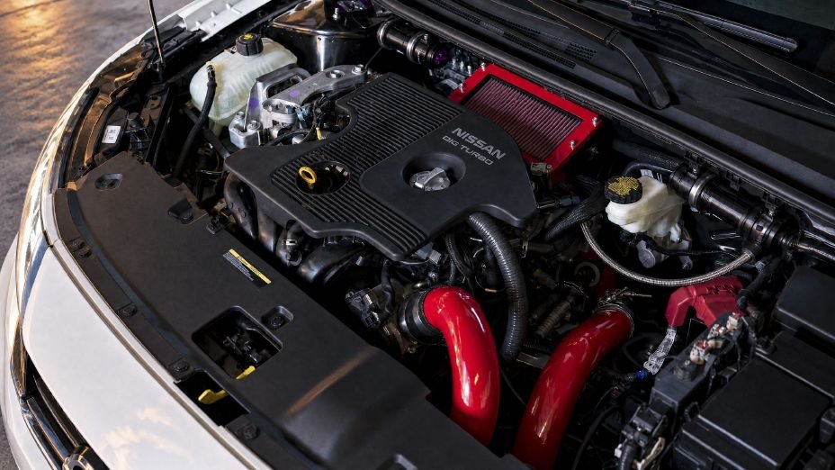 Turbocharged engine bay of the Nissan Sentra Spec-V concept