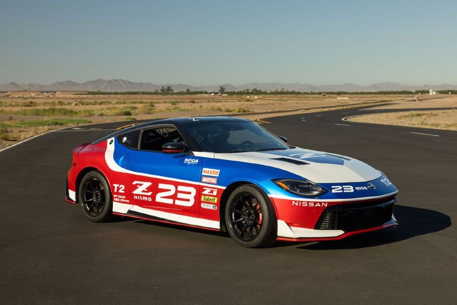Nissan Project NAT2 Touring 2 Z front right three-quarter view