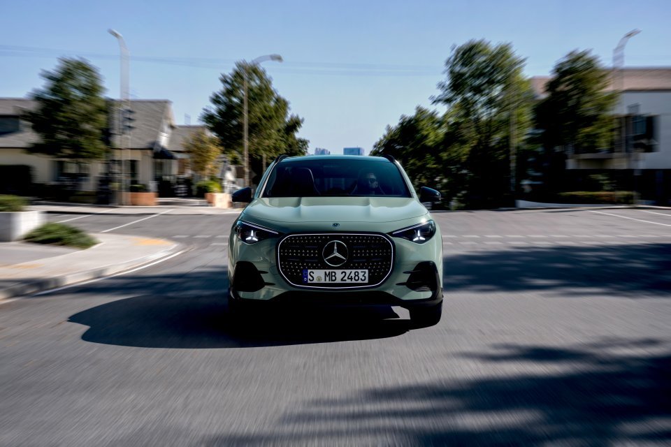 2028 Mercedes-Benz GLA: EV and Hybrid Head to Canada in 2027